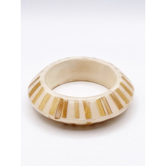 KJL Kenneth Jay Lane Lucite Bangle Bracelet Cream Gold Inlay Chunky Boho Vintage - Picture 3 of 6